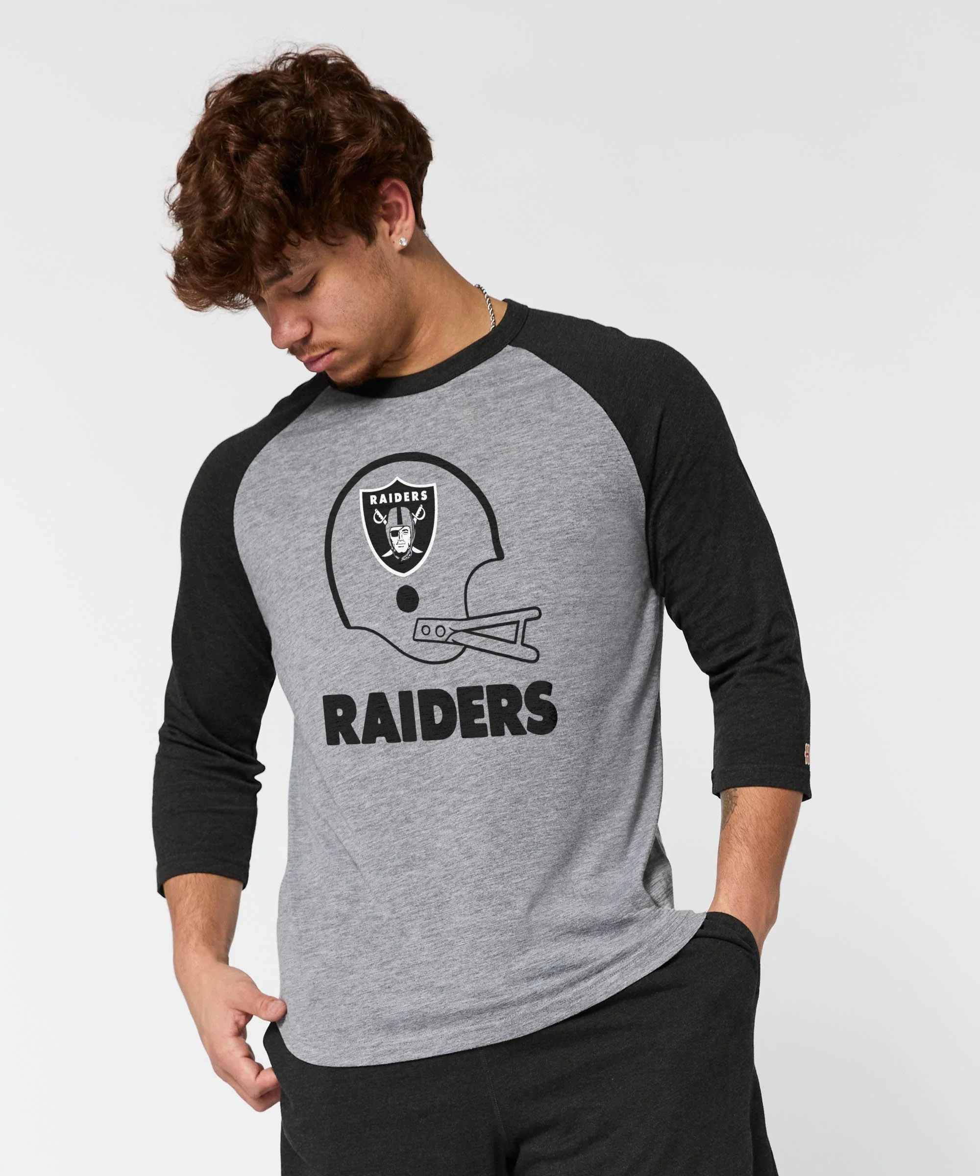 Las Vegas Raiders Big Helmet Raglan - Image 3