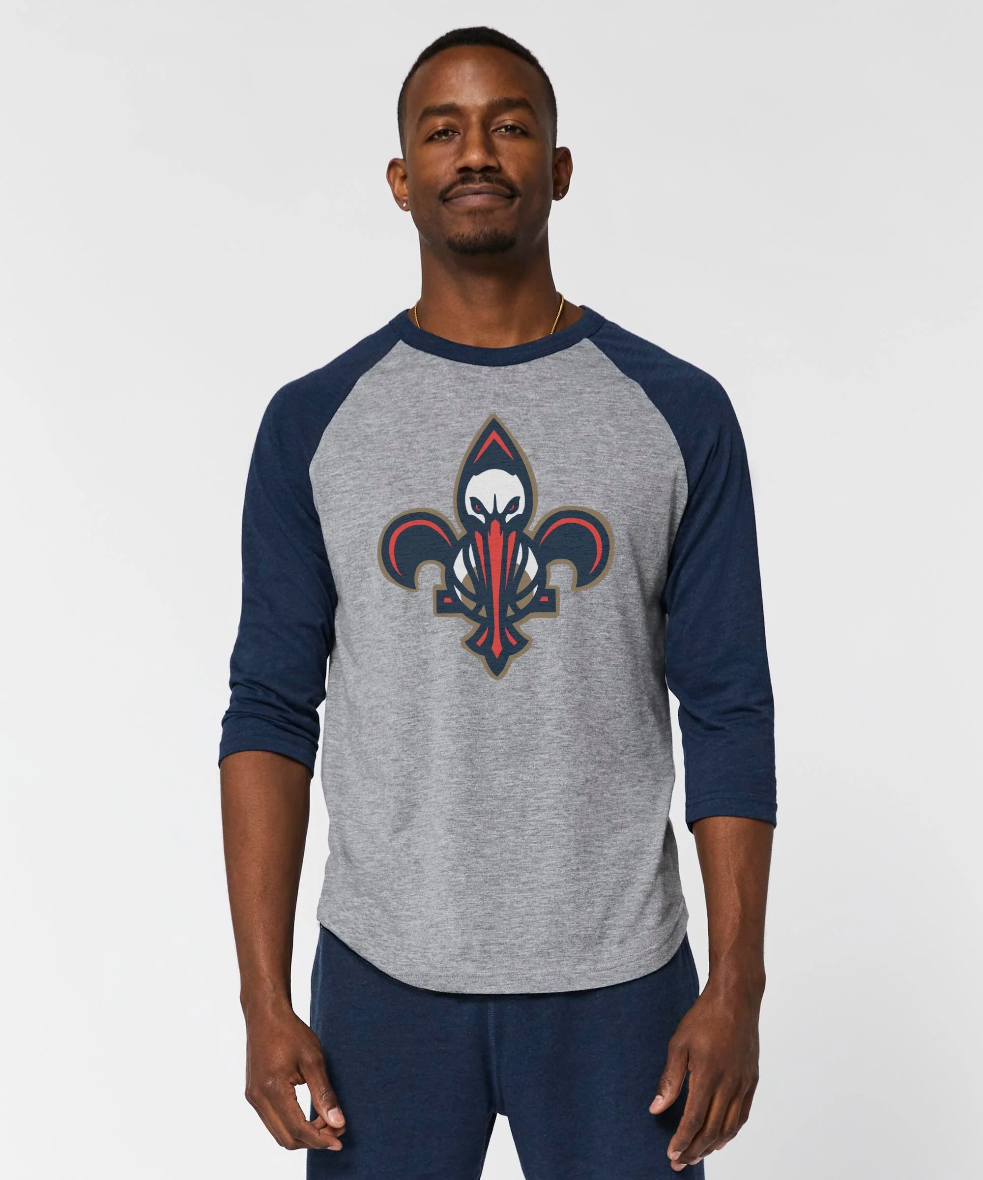 New Orleans Pelicans Logo Raglan - Image 3