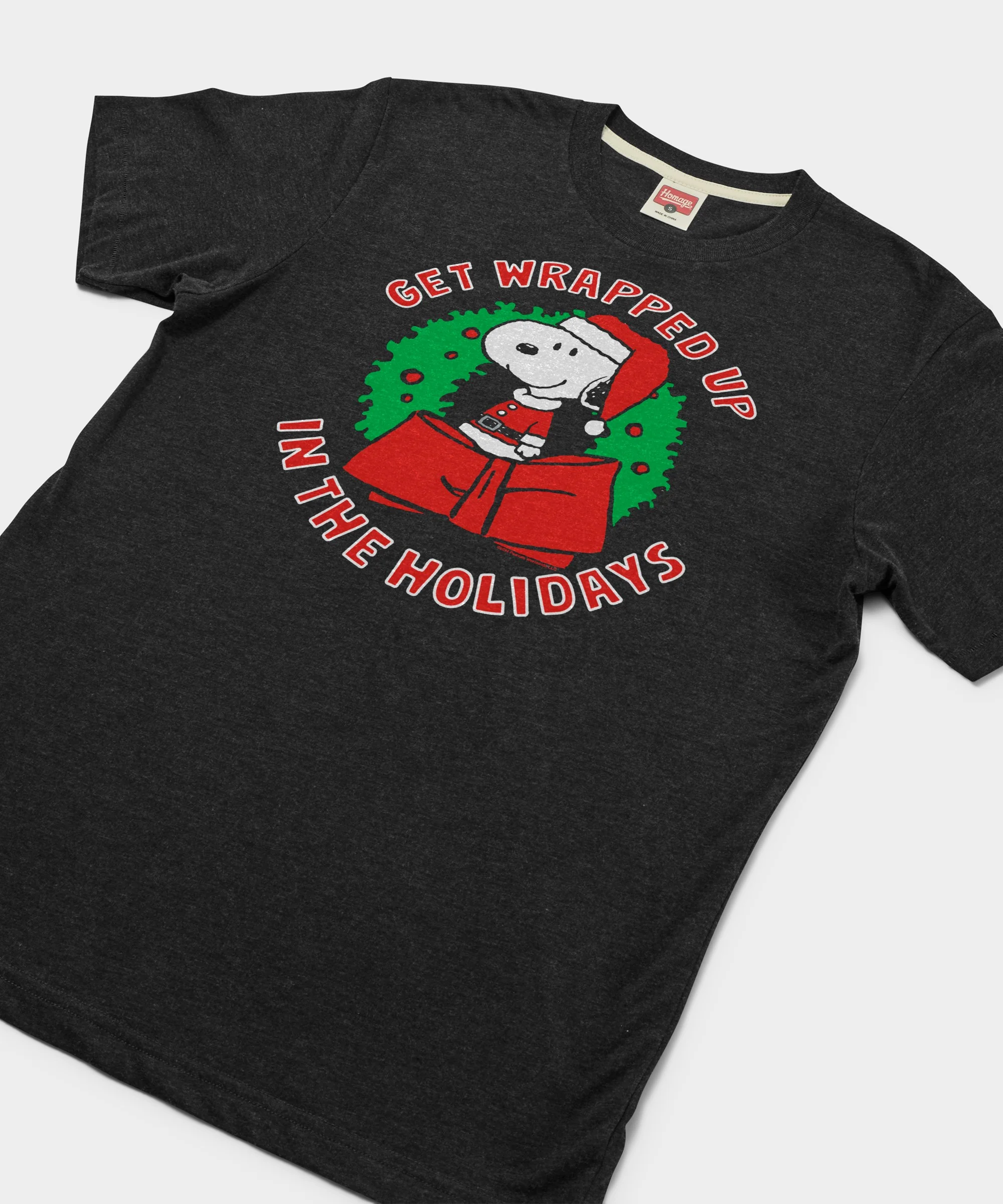 Peanuts Snoopy Get Wrapped Up In The Holidays - Image 2